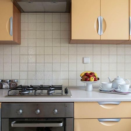 Apartament Goka Like It Apartman Varsó Kültér fotó